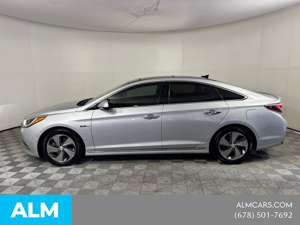 Used 2017 Hyundai Sonata Limited w/ Ultimate Package 02 image 9