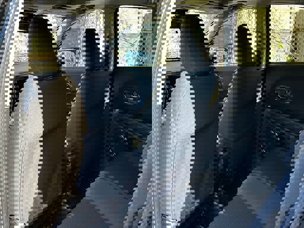 Used 2019 Honda HR-V EX image 12