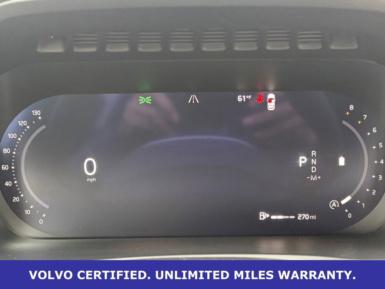 Certified 2025 Volvo XC90 B5 Plus AWD/4WD image 17