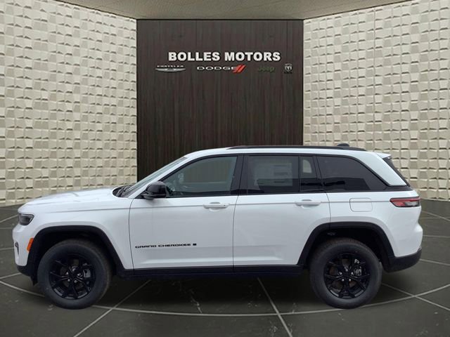 New 2025 Jeep Grand Cherokee 4WD image 4