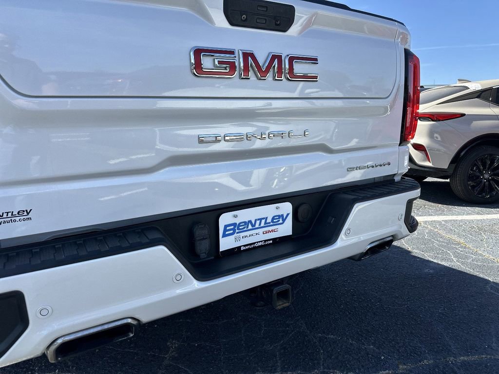 Used 2019 GMC Sierra 1500 Denali w/ Denali Ultimate Package AWD/4WD image 12
