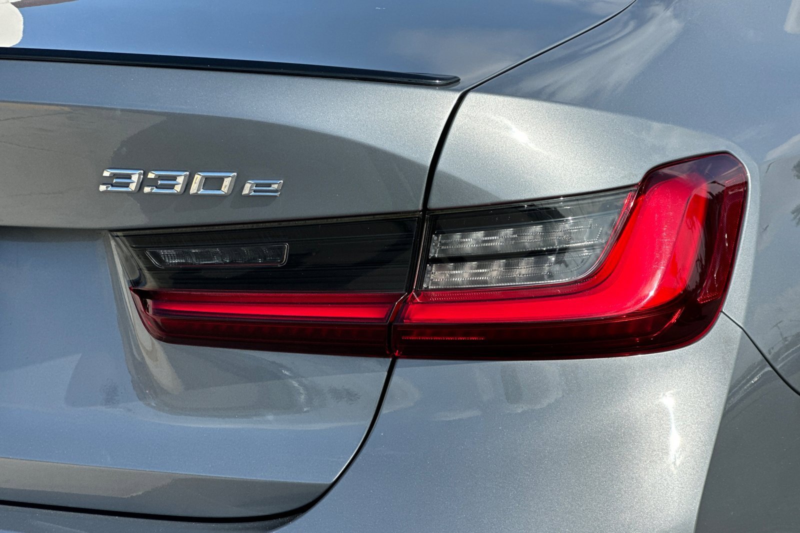 Used 2023 BMW 330e w/ M Sport Package image 26