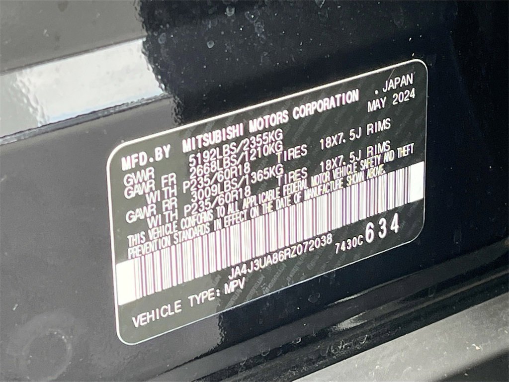 Used 2024 Mitsubishi Outlander ES image 29