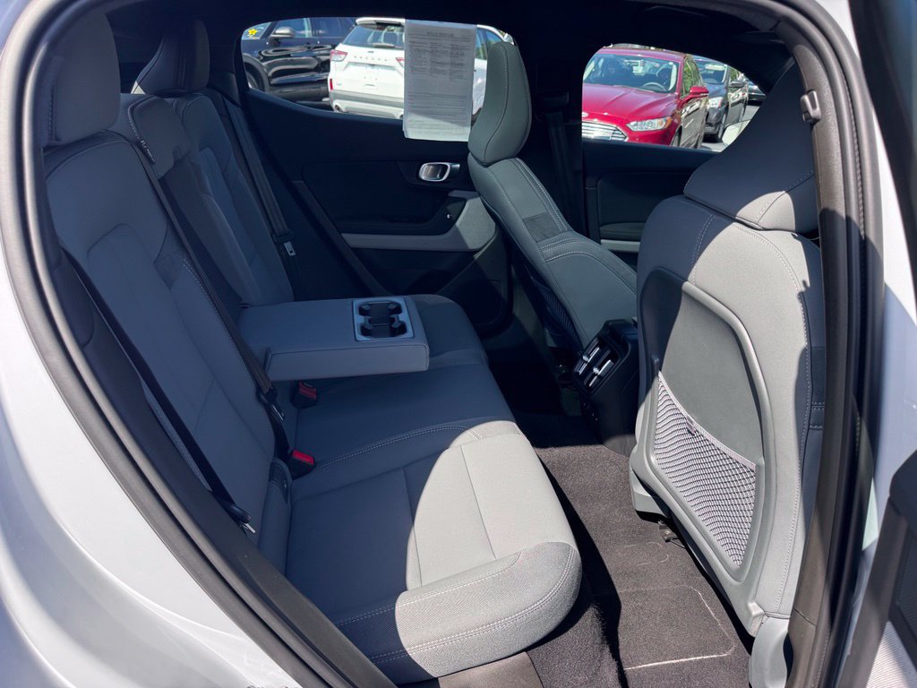 Used 2024 Polestar Polestar 2 RWD image 27