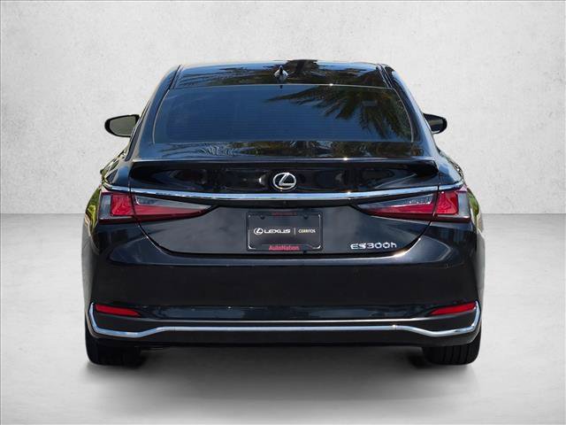 Used 2025 Lexus ES 300h w/ Premium Package FWD image 8