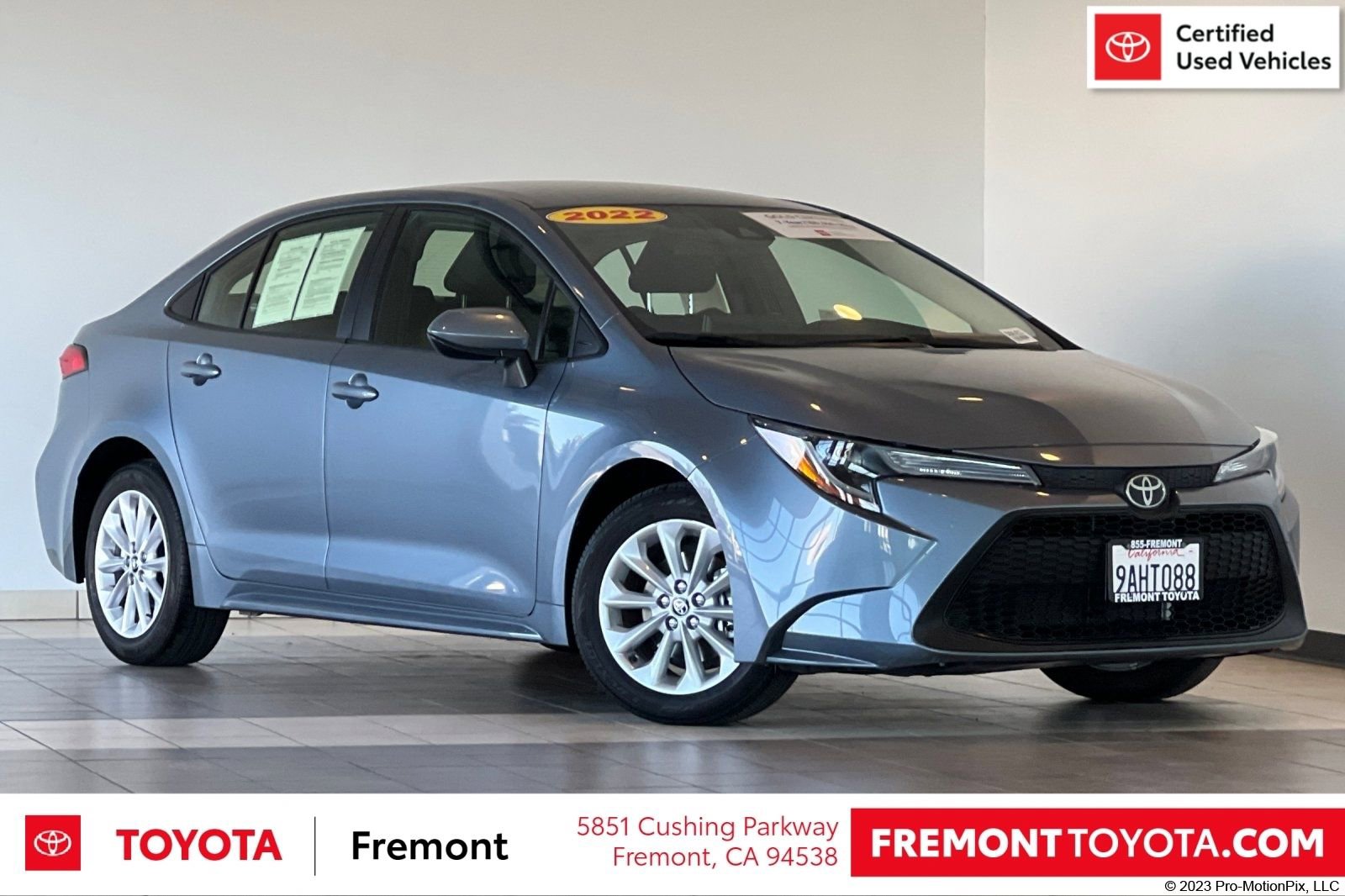 Certified 2022 Toyota Corolla LE w/ LE Convenience Package FWD image 1