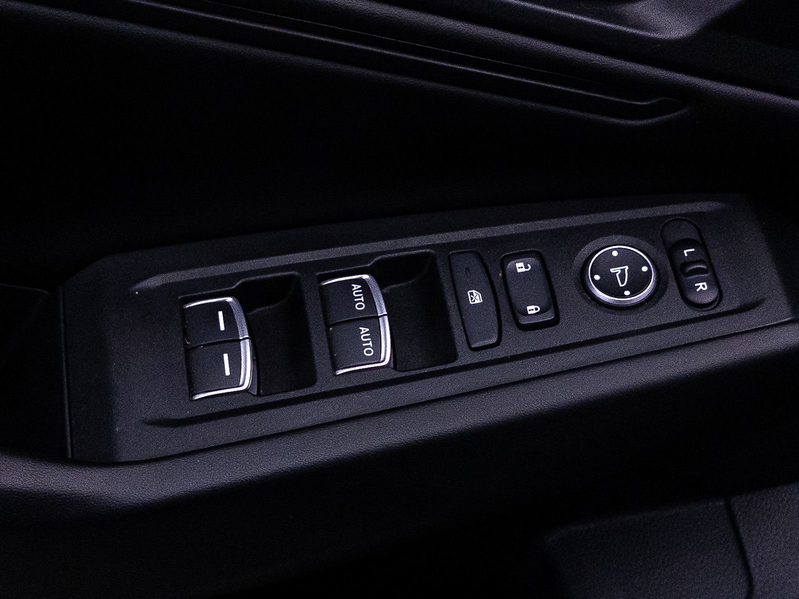 Used 2023 Honda Accord EX image 17