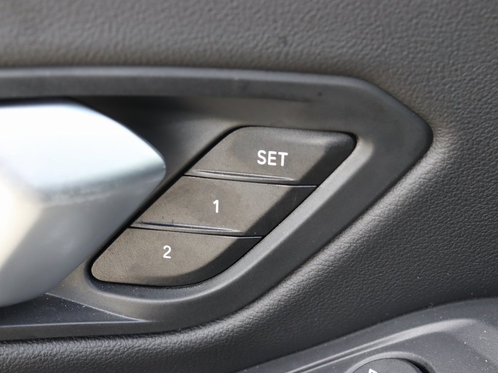 Used 2025 BMW 330i xDrive Sedan image 13