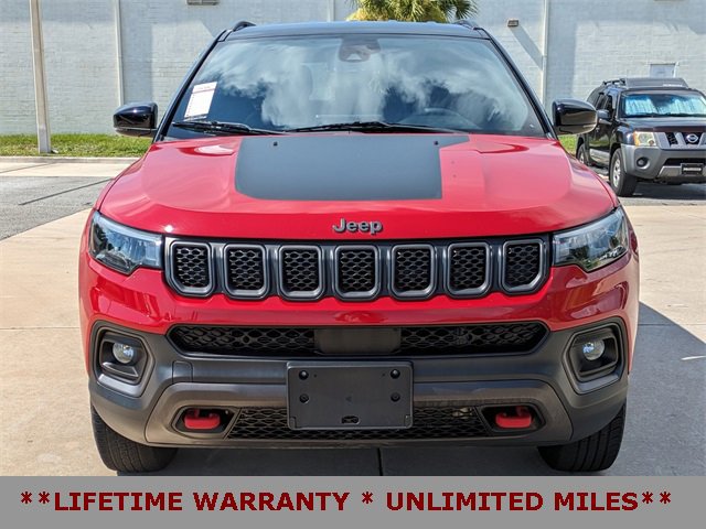 Used 2024 Jeep Compass Trailhawk image 3