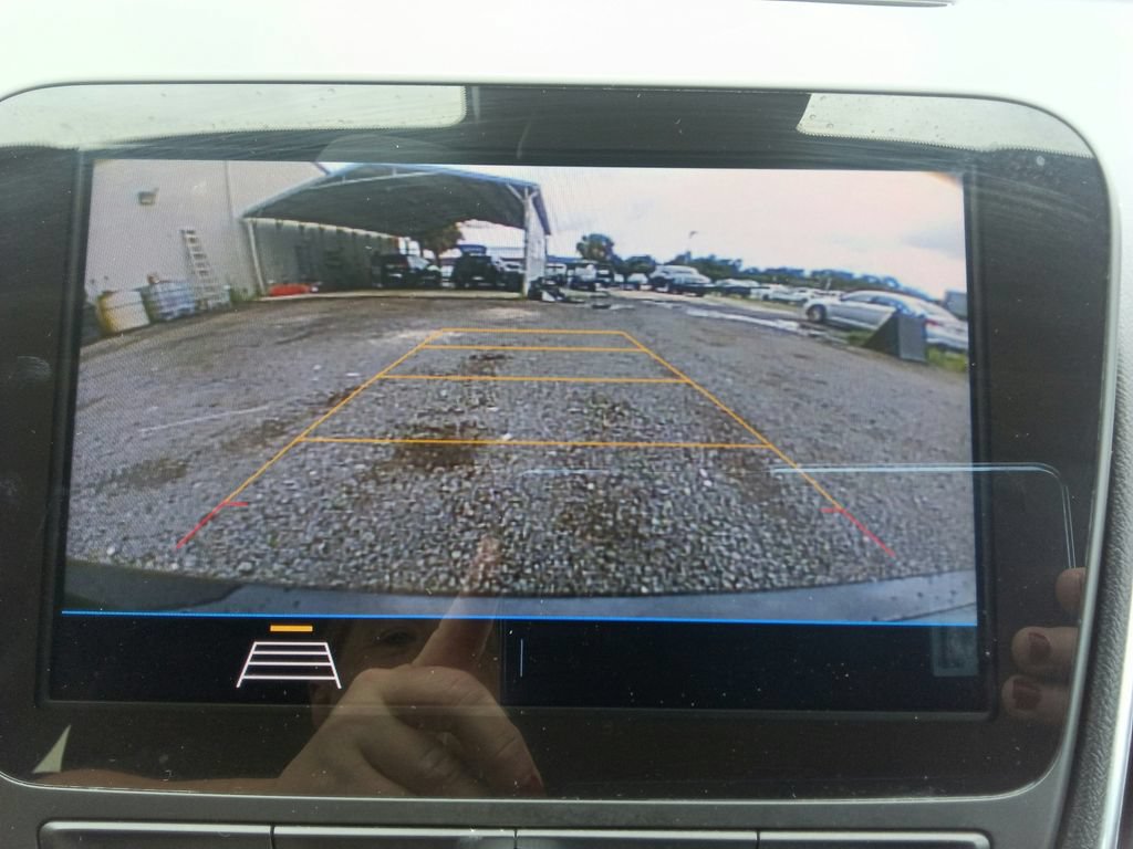 Used 2020 Chevrolet Malibu LT FWD image 27