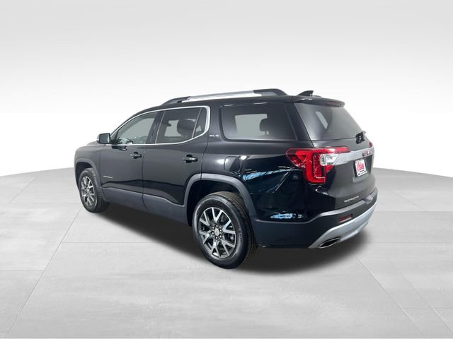 Used 2023 GMC Acadia SLE w/ Driver Convenience Package image 4