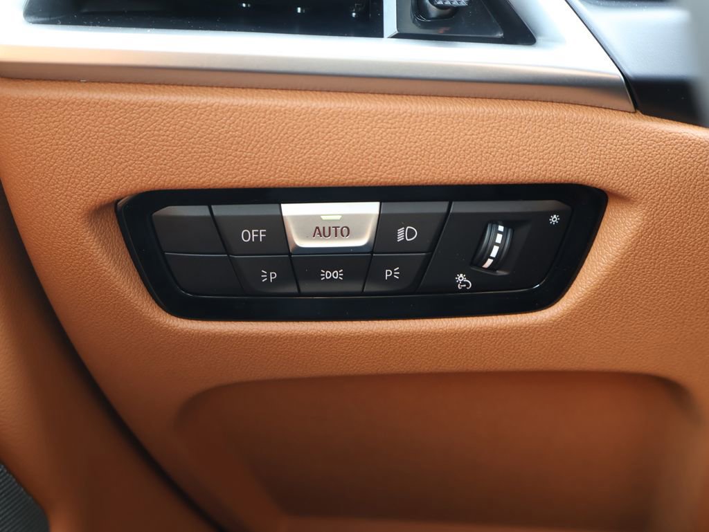 New 2026 BMW 440i xDrive Coupe w/ Parking Assistance Package image 41