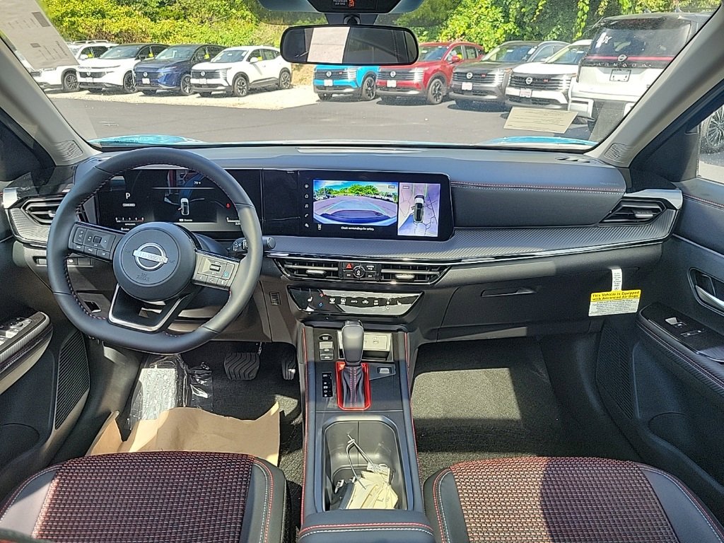 New 2025 Nissan Kicks SR w/ SR Premium Package image 27