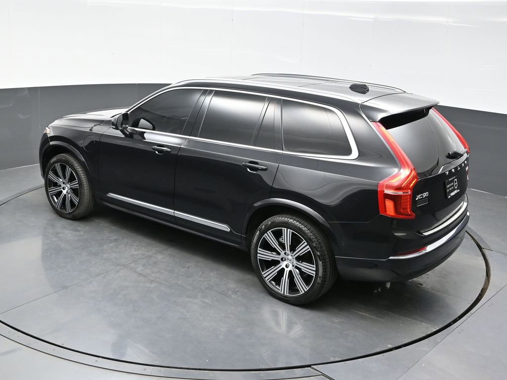 Used 2025 Volvo XC90 T8 Plus image 34
