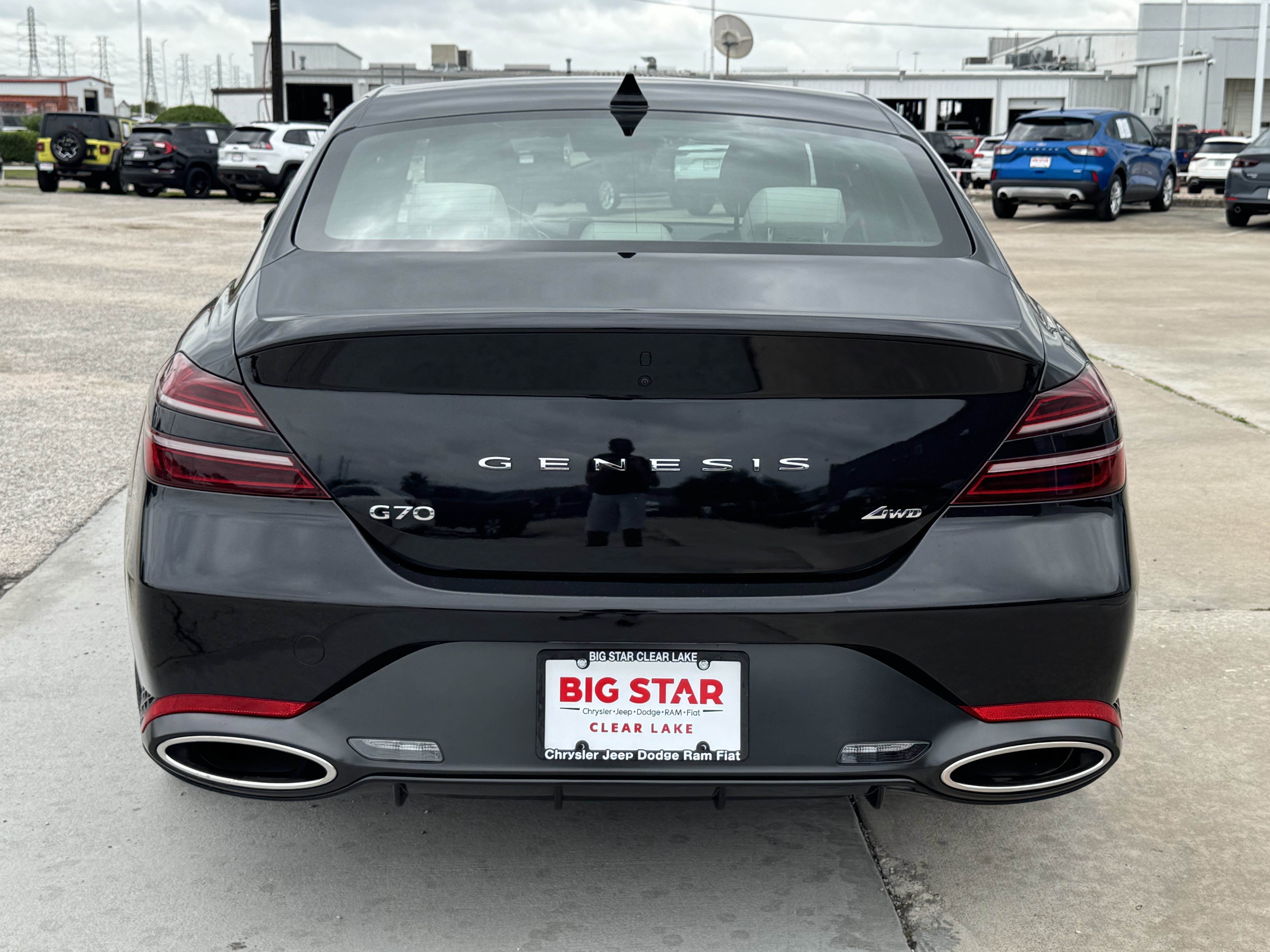 Used 2025 Genesis G70 2.5T AWD/4WD image 9