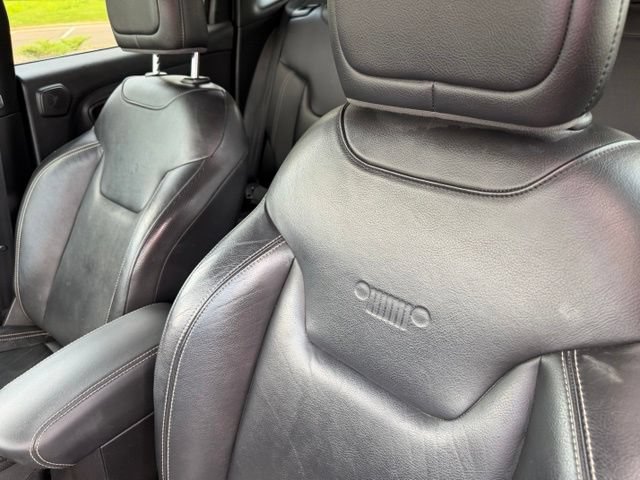 Used 2015 Jeep Renegade Limited FWD image 18