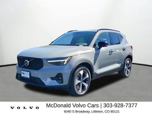 Used 2026 Volvo XC40 B5 Plus w/ Protection Package Premier