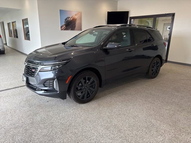 Used 2023 Chevrolet Equinox RS AWD/4WD image 4