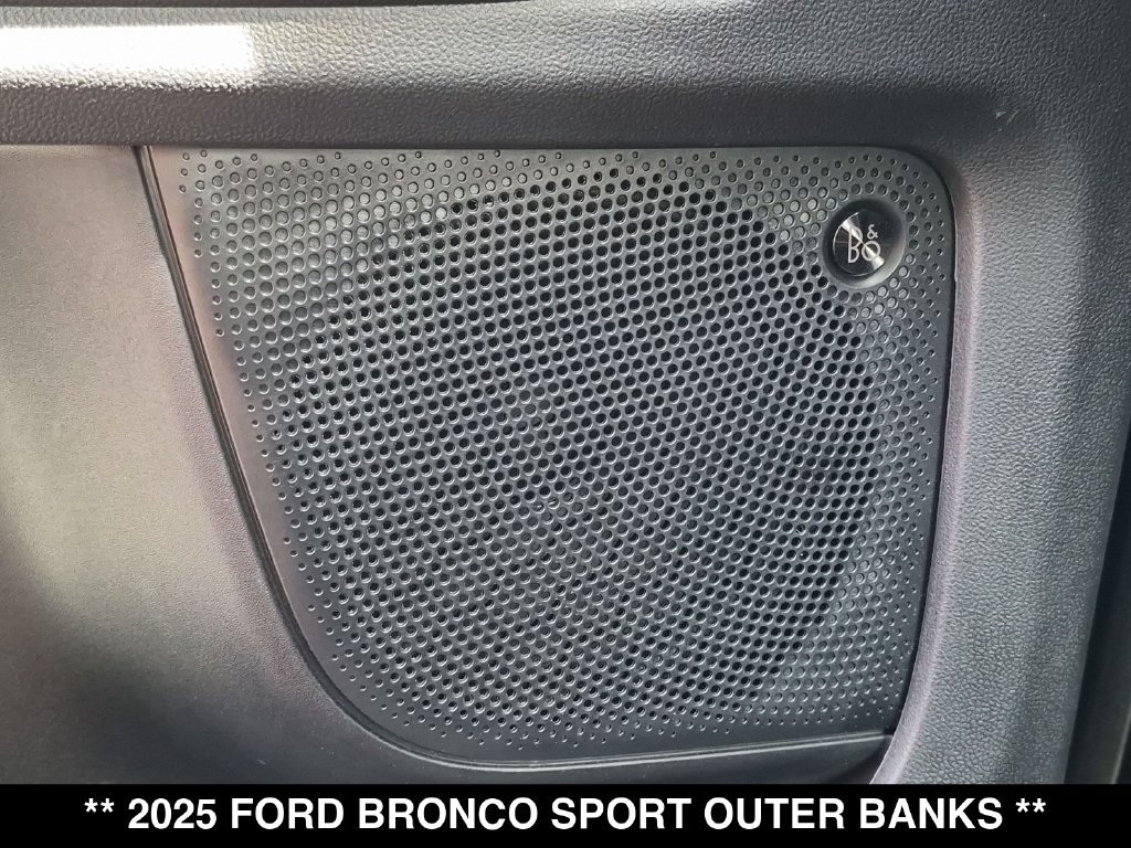 Used 2025 Ford Bronco Sport Outer Banks w/ Outer Banks Tech Package+ AWD/4WD image 25