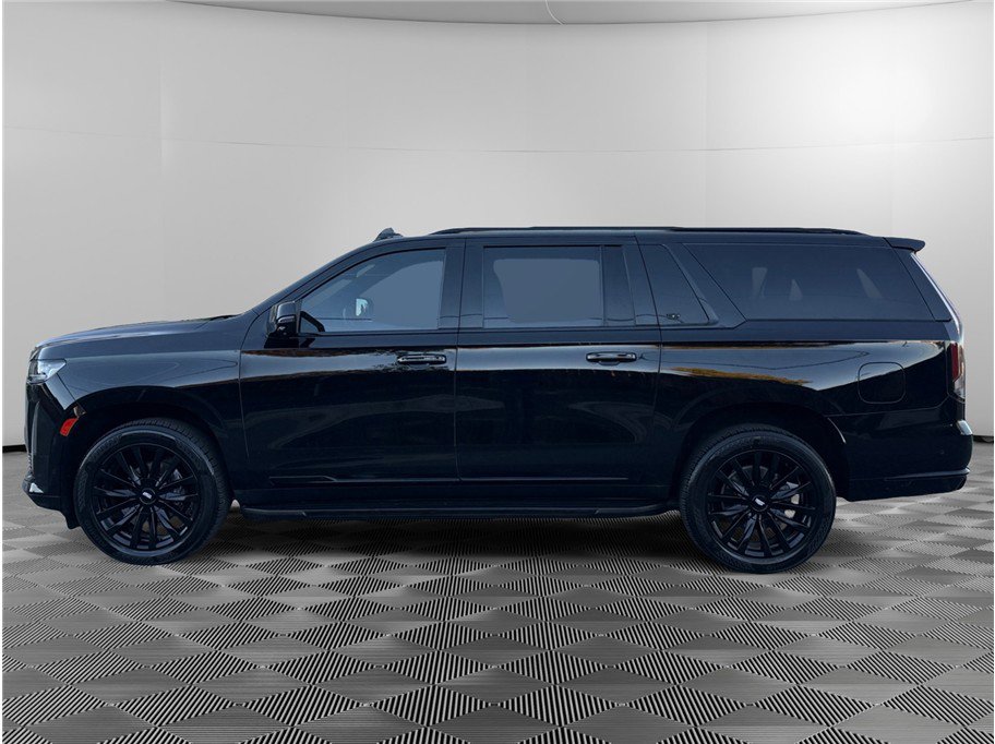 Used 2021 Cadillac Escalade ESV Premium Luxury image 2