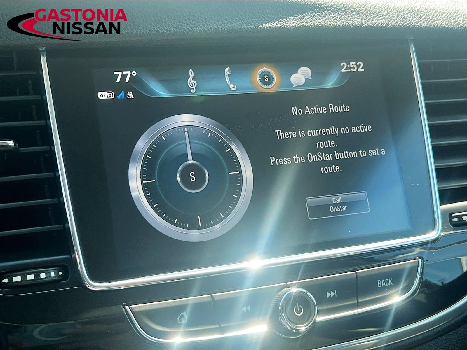 Used 2020 Buick Encore Preferred FWD image 17