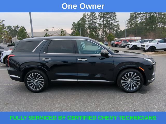 Used 2024 Hyundai Palisade Calligraphy image 3