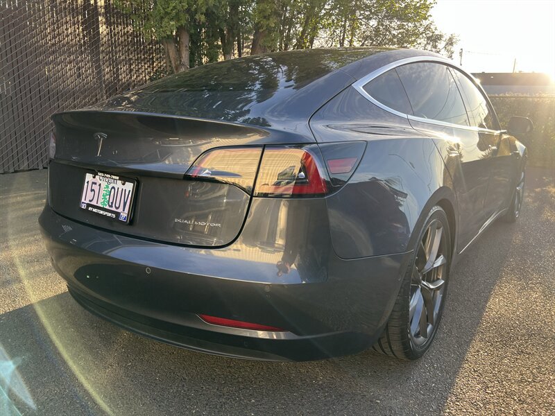 Used 2018 Tesla Model 3 Long Range image 5