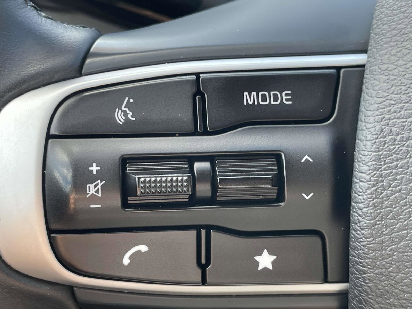 Used 2023 Kia Sportage EX image 10