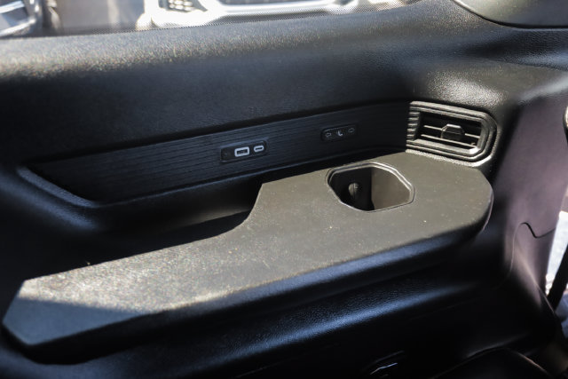Used 2022 Jeep Wagoneer Series III w/ Premium Group I AWD/4WD image 64