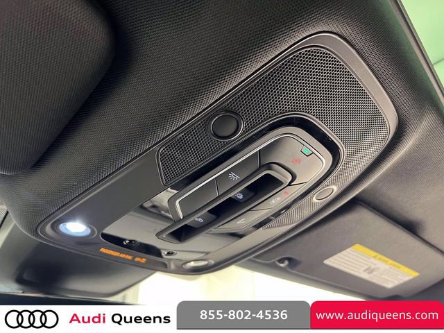 Certified 2023 Audi e-tron Premium Plus w/ Premium Plus Package image 33