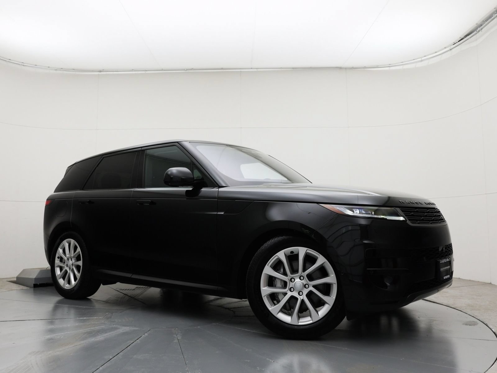 Used 2023 Land Rover Range Rover Sport SE AWD/4WD image 34