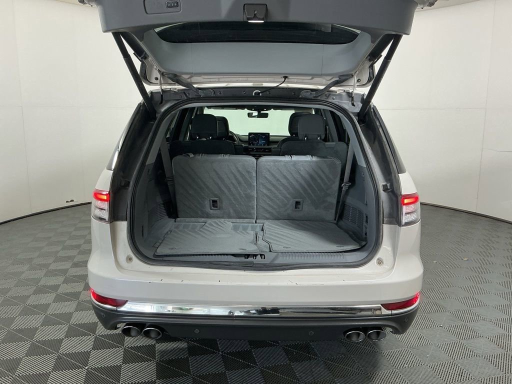 Used 2020 Lincoln Aviator Reserve image 27