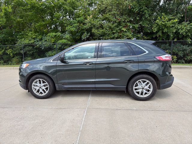 Used 2024 Ford Edge SEL AWD/4WD image 2