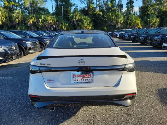 New 2027 Nissan Sentra SR w/ Floor Mat Package FWD image 7