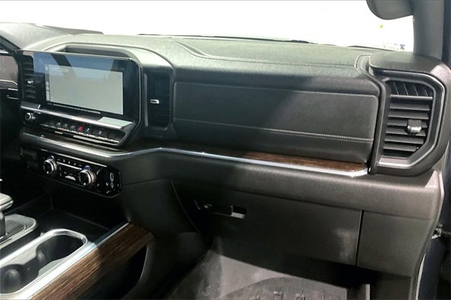 Used 2024 GMC Sierra 1500 Elevation image 26