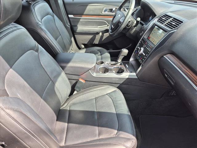 Used 2017 Ford Explorer Limited FWD image 21