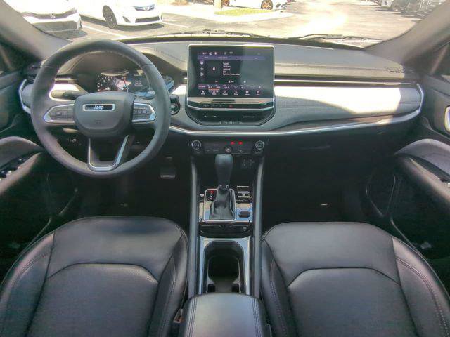 Certified 2023 Jeep Compass Latitude AWD/4WD image 17