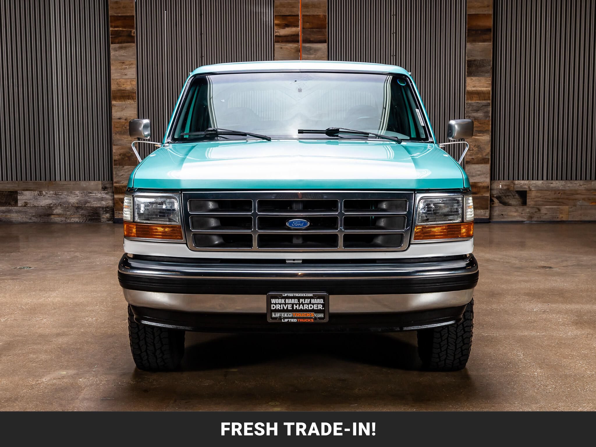 Used 1995 Ford Bronco XLT AWD/4WD image 3