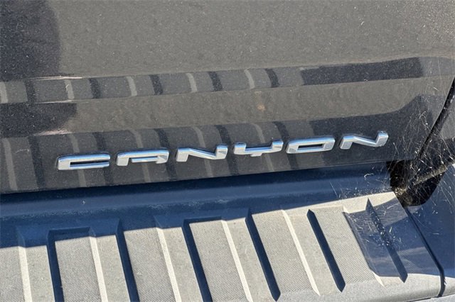 Used 2022 GMC Canyon Denali image 24