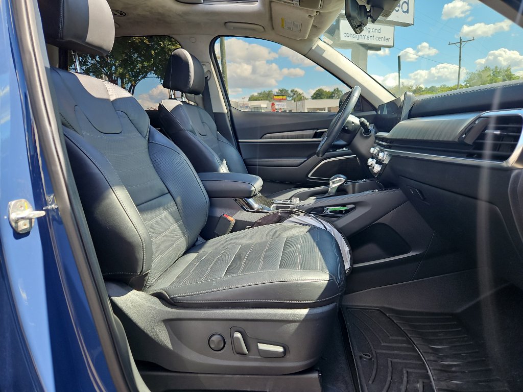 Used 2023 Kia Telluride SX Prestige image 12
