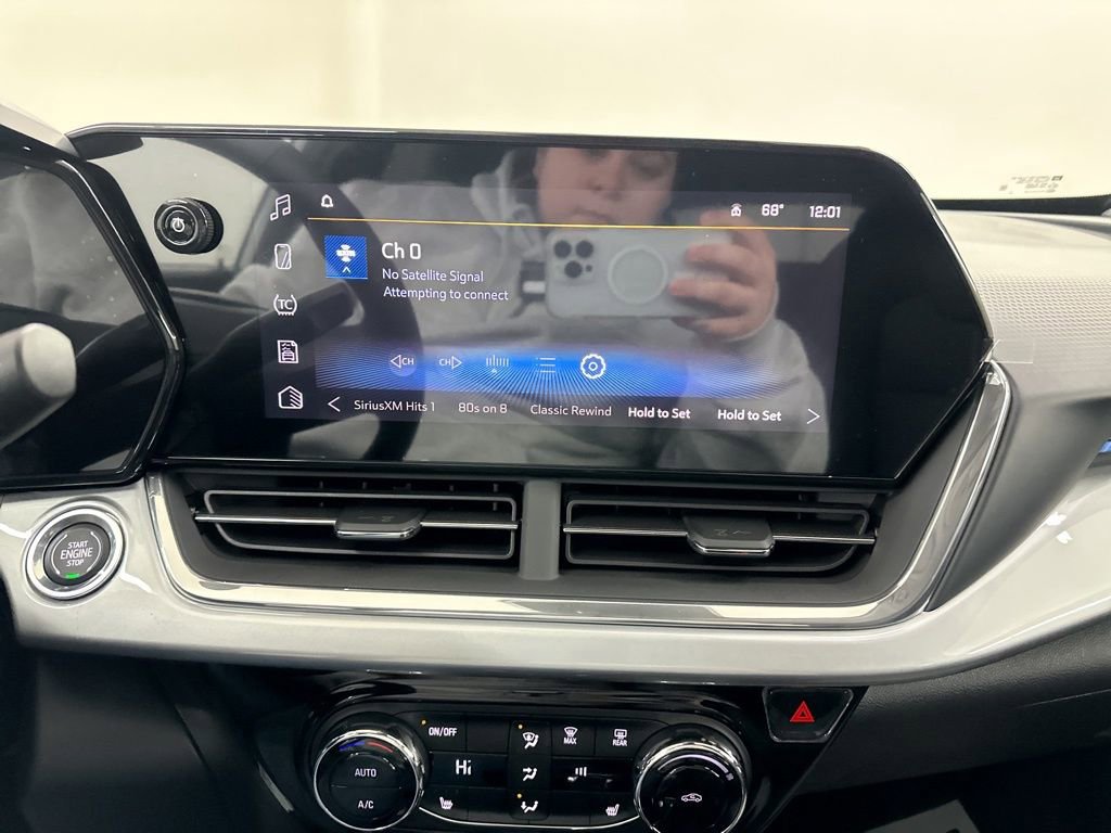 New 2026 Chevrolet Trax LT w/ Driver Confidence Package image 36