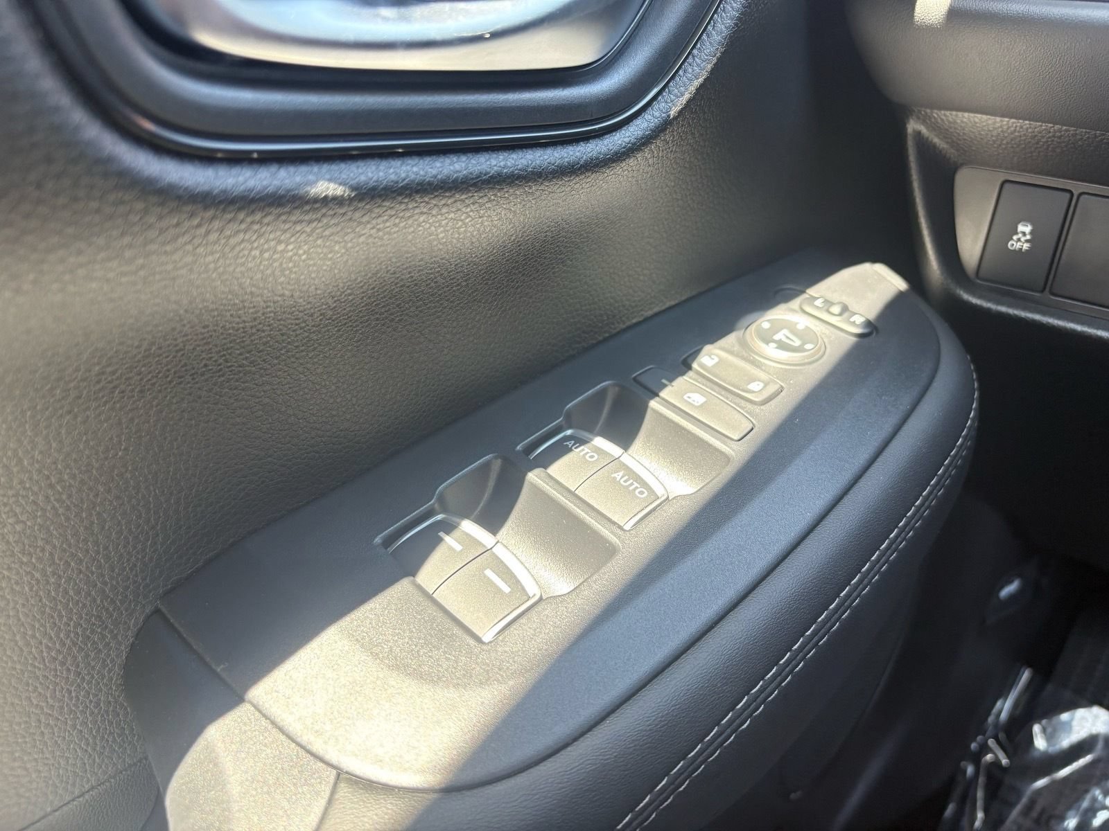 New 2027 Honda HR-V EX-L image 18