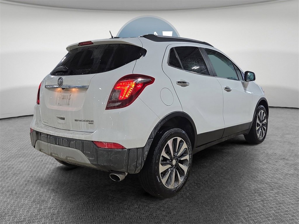 Used 2022 Buick Encore Preferred w/ Safety Package image 3