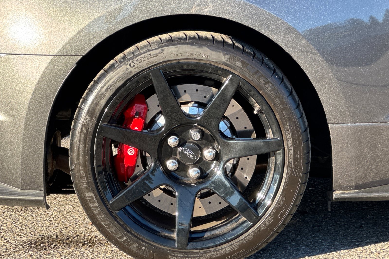 Used 2016 Ford Mustang Shelby GT350R w/ GT350R Equipment Group 920A image 25