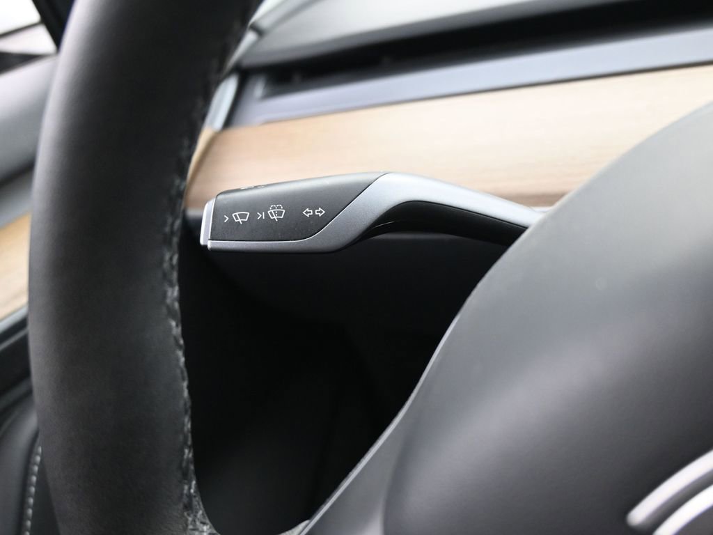 Used 2022 Tesla Model 3 image 18