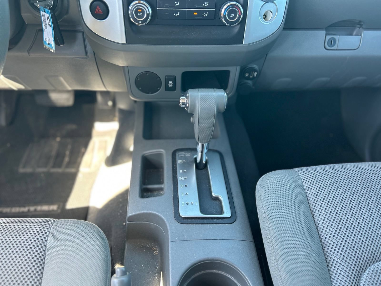 Used 2019 Nissan Frontier SV RWD image 17