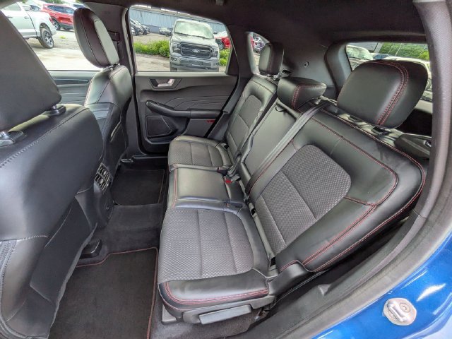 Certified 2023 Ford Escape ST-Line AWD/4WD image 16