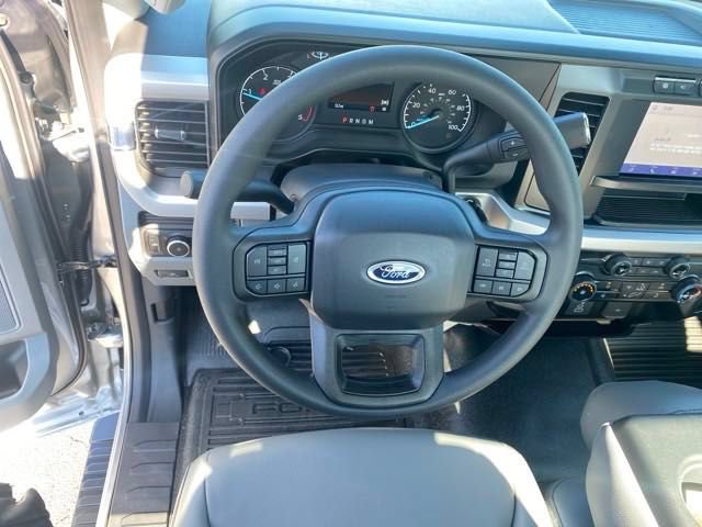 New 2024 Ford F350 XL w/ 360-Degree Camera Package RWD image 16