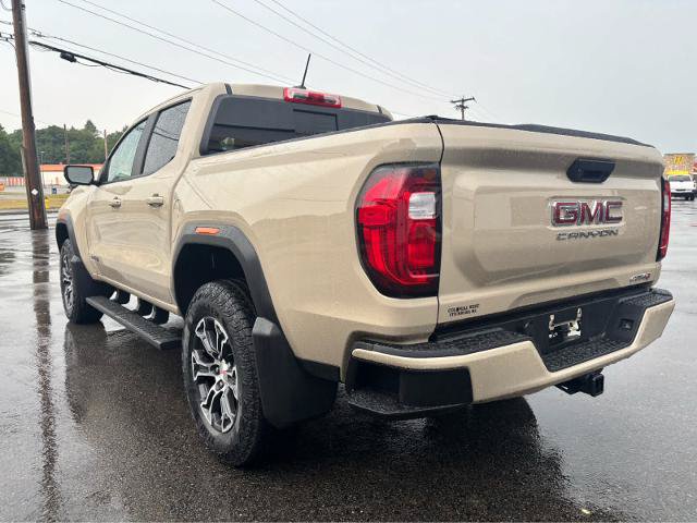 Used 2024 GMC Canyon AT4 AWD/4WD image 5