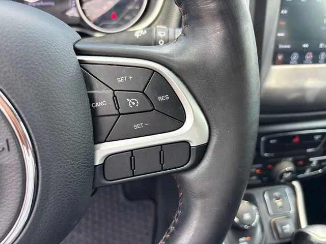 Used 2019 Jeep Compass Latitude w/ Cold Weather Group AWD/4WD image 20